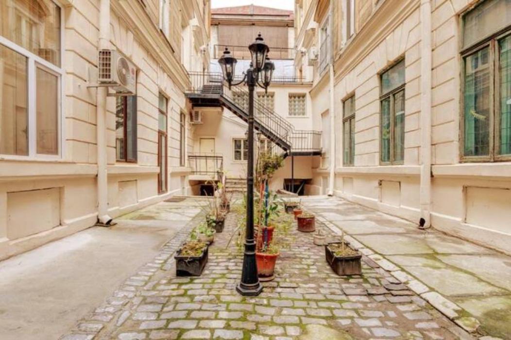 Cozy Old Town Apartment - Free Minibar Bucharest Exterior photo